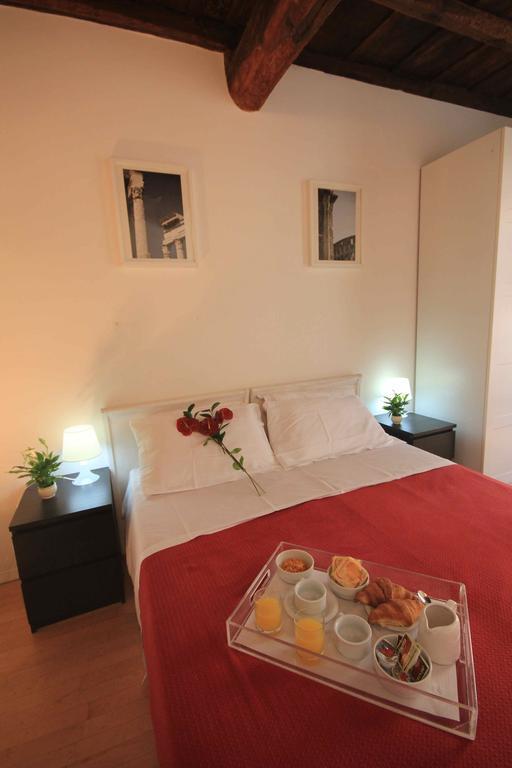 Residenze Argileto Hotel Roma Ngoại thất bức ảnh